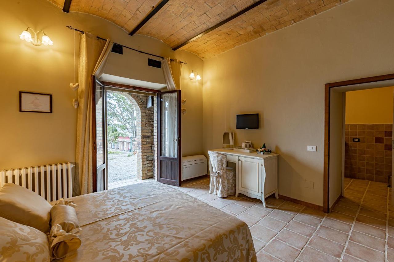 Wine Resort Colsereno Montalcino Exteriör bild